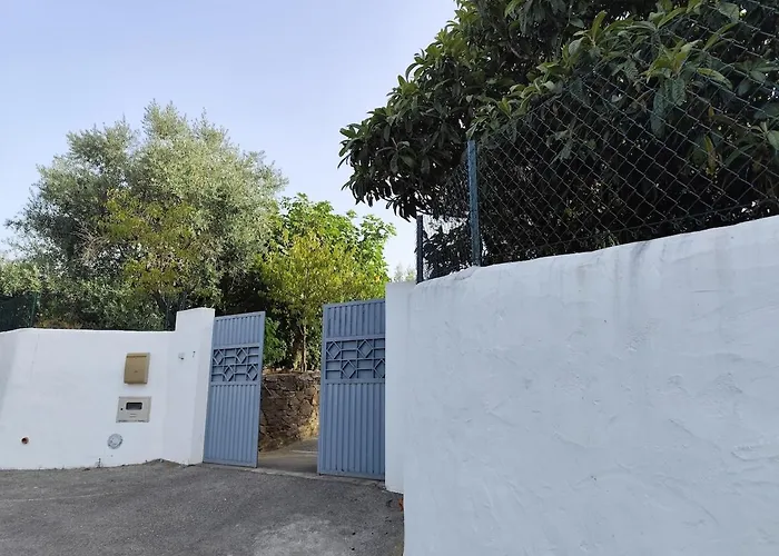 Semesterbostad With Pool